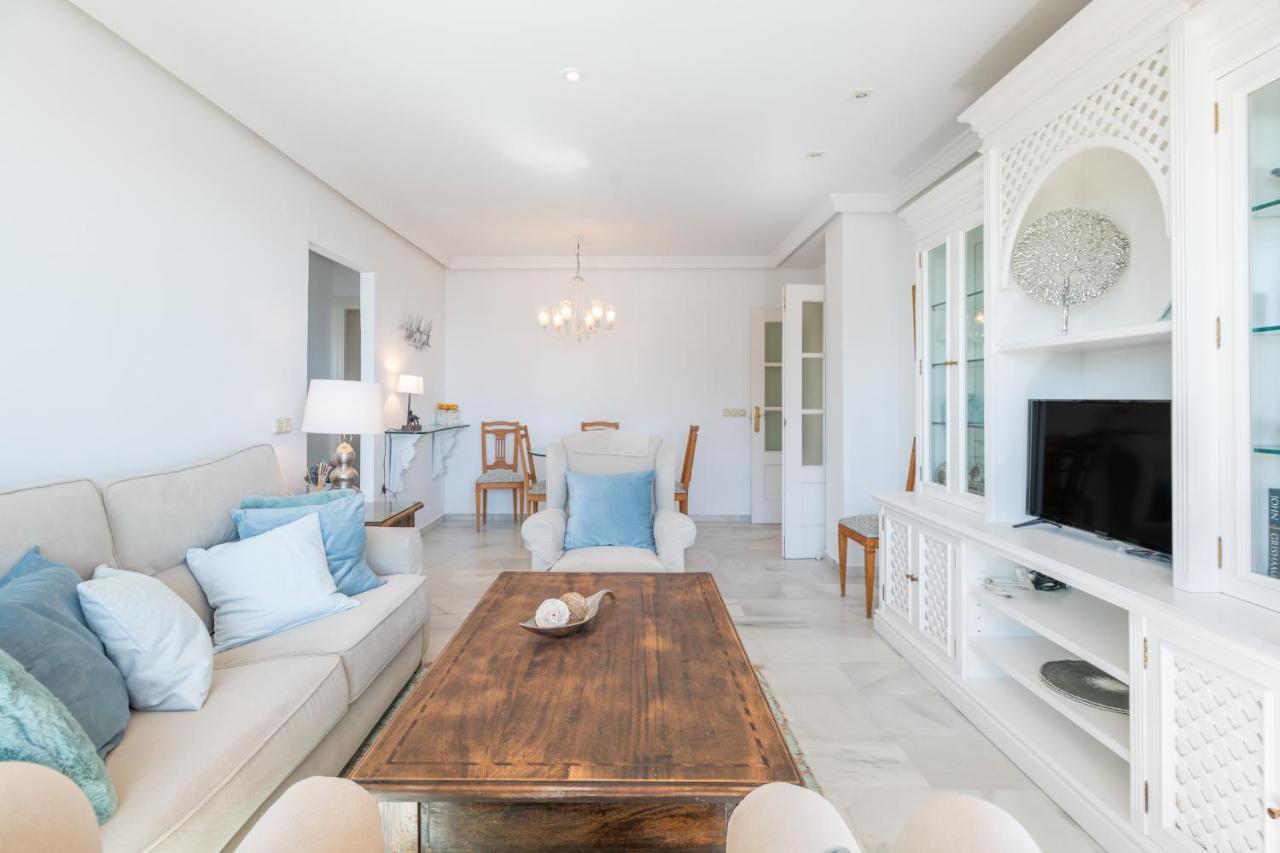 Apartamento Familiar Vistas Al Mar By Rent Me Estepona Exterior photo